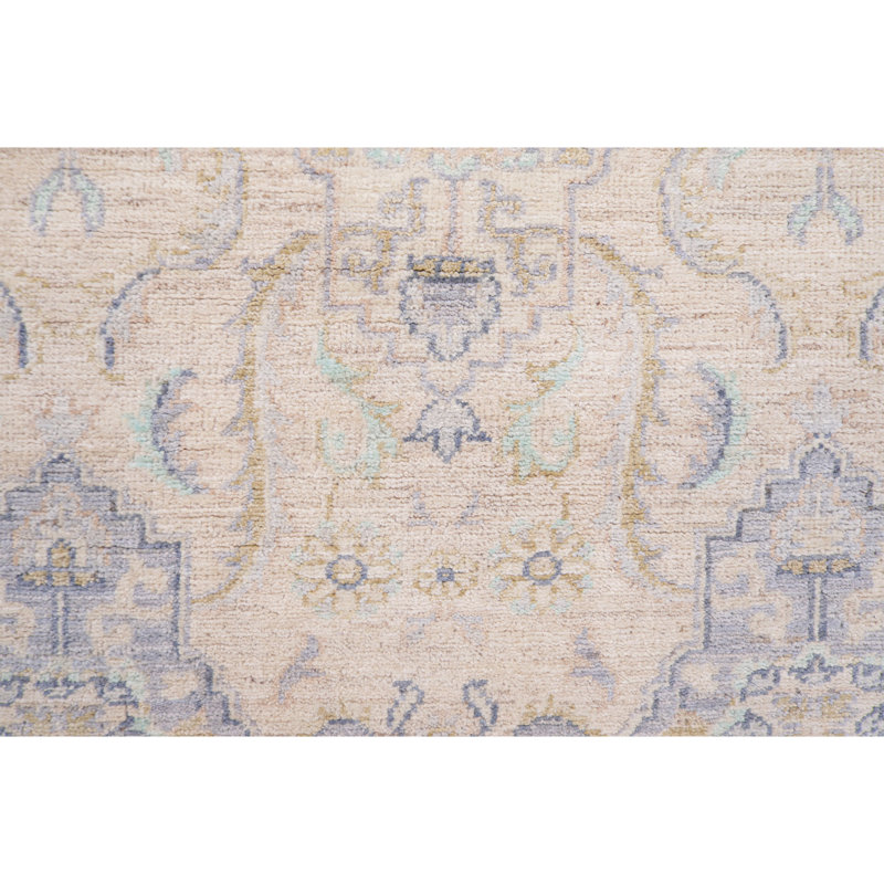 Tapis beige et ivoire noué à la main de haute qualité