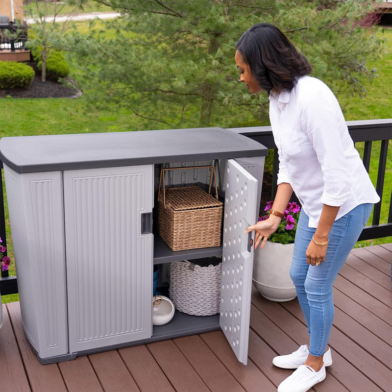 130 Gallon Plastic Lockable Deck Box with Lock in Dove Gray