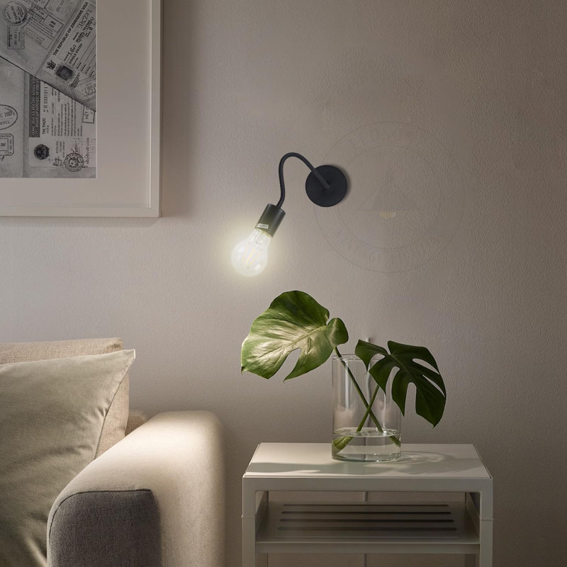 Ananio Armed Sconce, Yes, Black