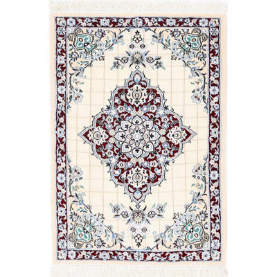 Ivory Fine Hand Knotted Persian Silk & wool Nain 2'5"X 3'3"