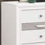Charmante table de chevet au design exquis pour les chambres élégantes-326218478