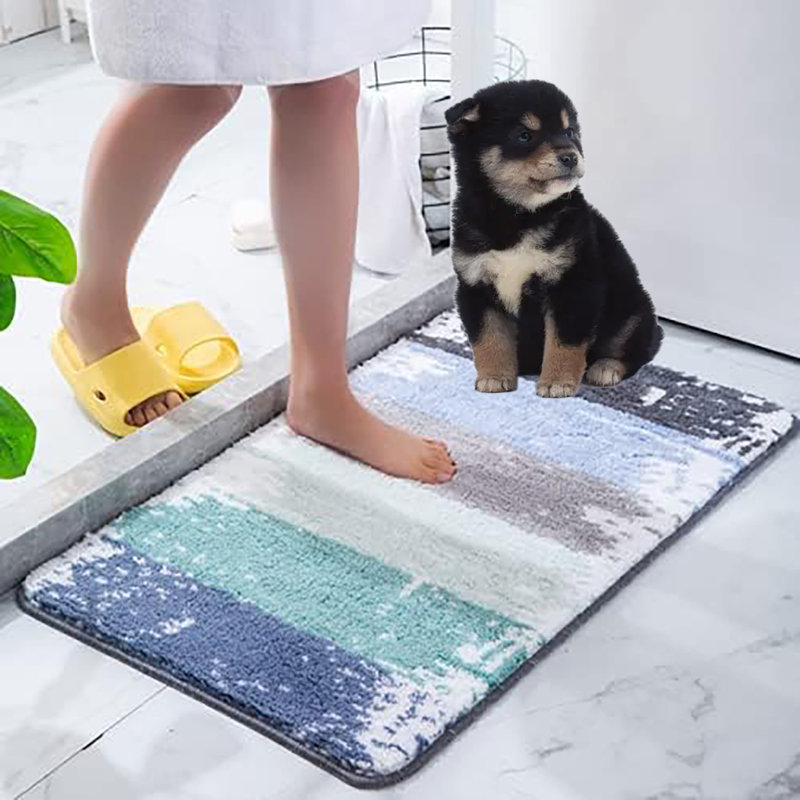 Gaudioso Rayon From Bamboo Bath Rug, 23.6"