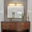 Applique murale de salle de bain Jaiman à 2 lumières, rotative et à intensité variable, avec 5 températures de couleur, 30 pouces-702403570