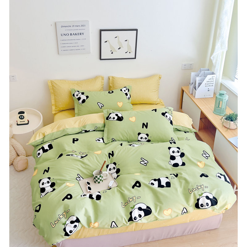 Children's Cotton Twill Wild Life Comforter, Queen Comforter + 2 Standard Shams
