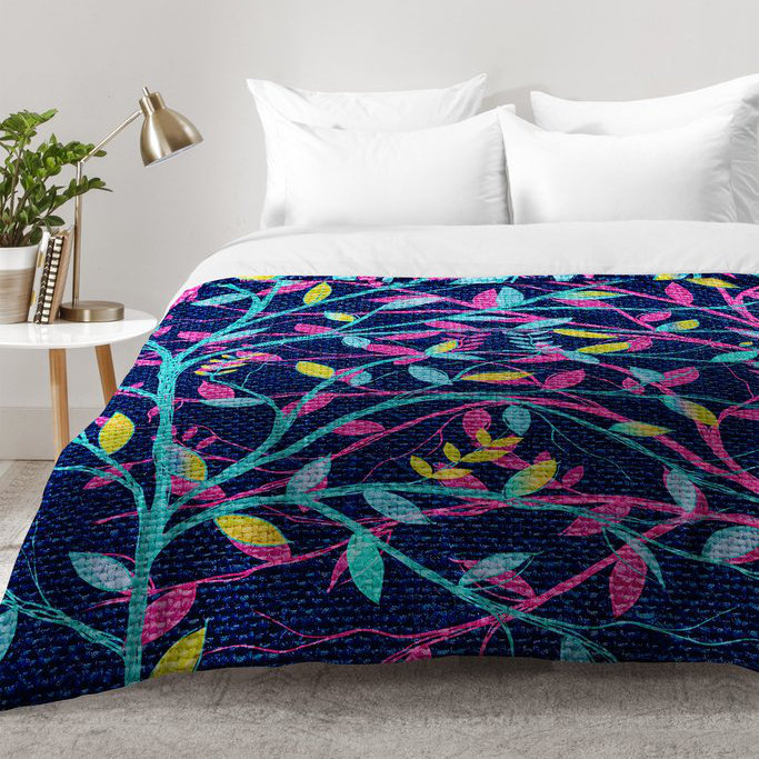 Rosebudstudio Modern & Contemporary Polyester Floral Comforter, Full/Queen Comforter + 2 Standard Shams