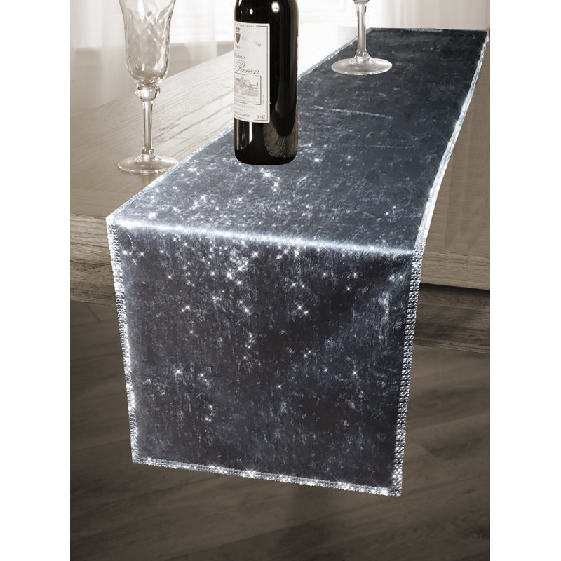 Plattsmouth Table Runner, Silver Grey