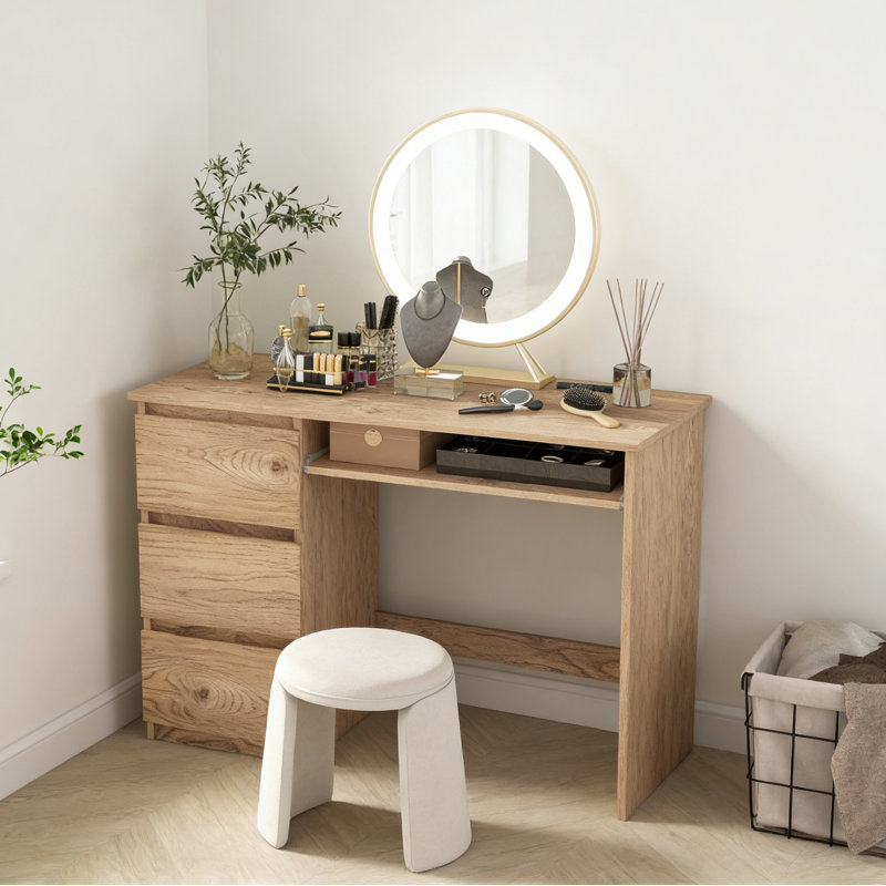 Computer Desk with Power Outlet