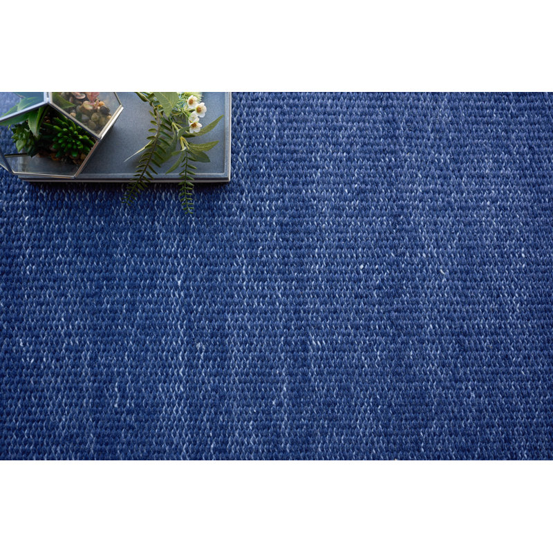 Loro Area Rug in Navy, Rectangle 8' x 10'