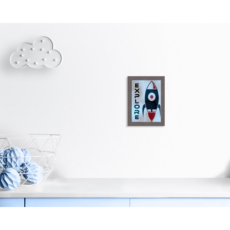Explorer l’espace, 14" H x 10" W x 0.63" D, Encadrement fil du bois gris