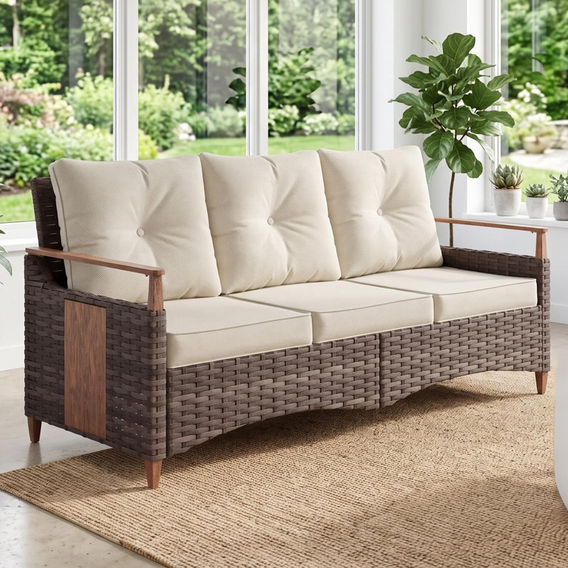 Canapé d'extérieur en osier 3 places avec coussin et surface d'aspect bois l 70,2 po Barry, Beige