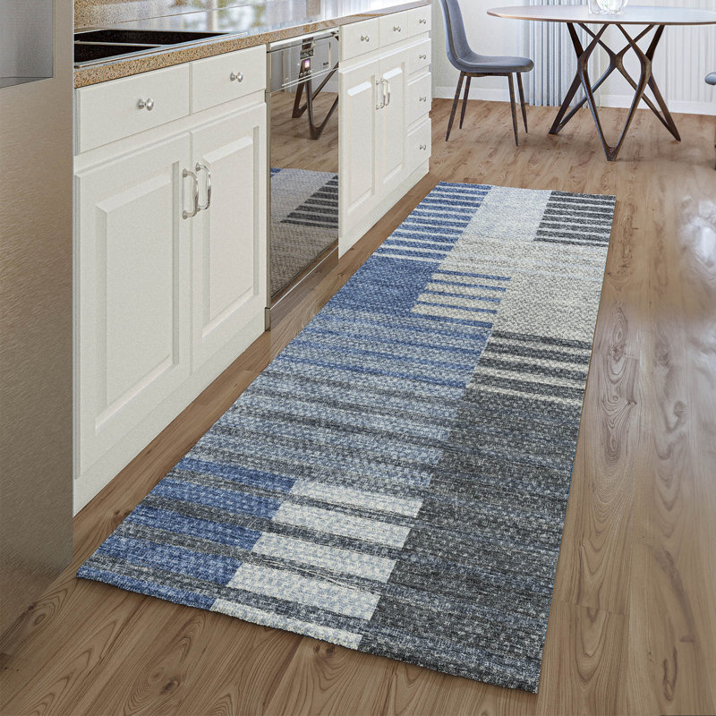 Tapis bleu Prisco lavable à la machine de qualité supérieure, Tapis de couloir 2 pi 3 po x 7 pi 6 po