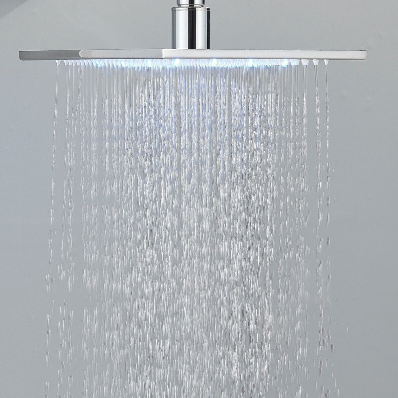 Tête de douche chromée à DEL 12 po