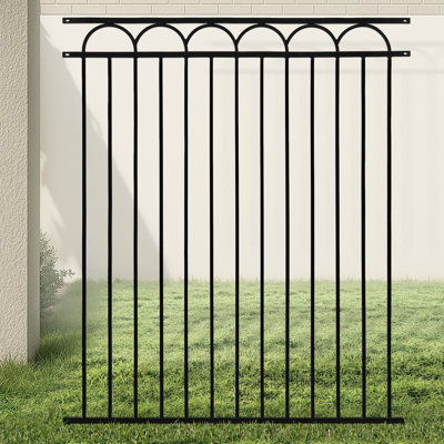 Panneau de barrière en arc robuste, panneau de clôture en métal antirouille de 4 pi de hauteur x 5 pi de largeur, panneau de clôture de jardin extérieur décoratif en acier pour cour, piscine, patio, panneau simple