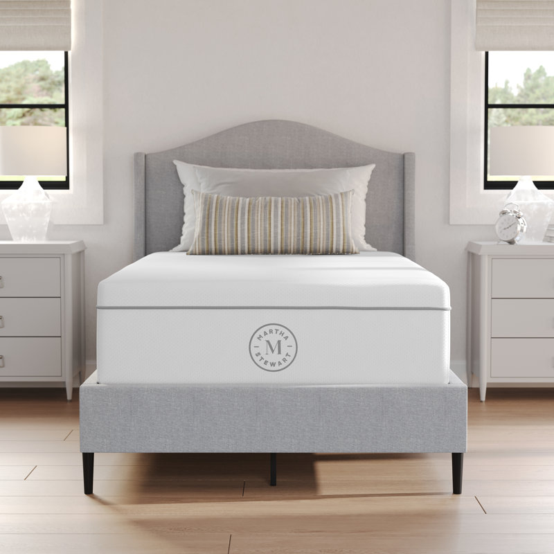 Matelas hybride à ressorts ensachés Martha Stewart, Simple