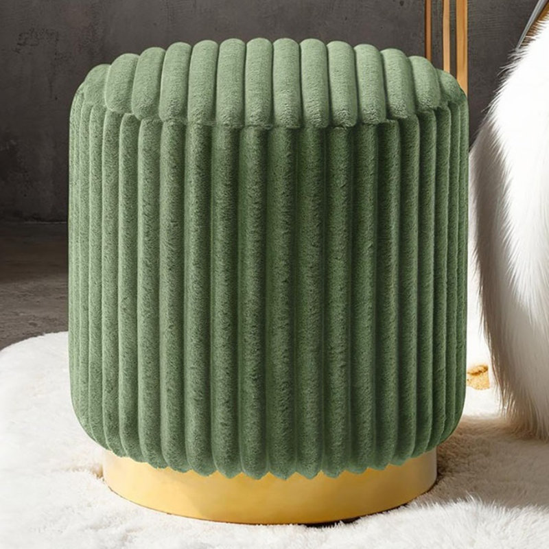 Tabouret d'appoint contemporain en tissu de fourrure verte avec base en acier inoxydable doré pour des espaces de vie élégants