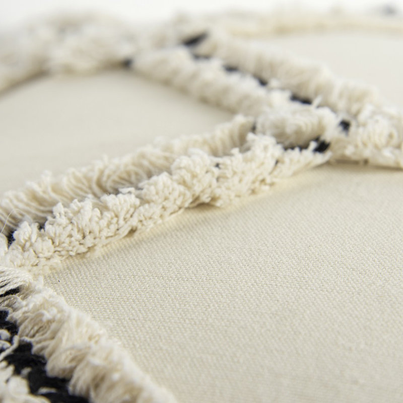 Coussin en treillis texturé crème et noir