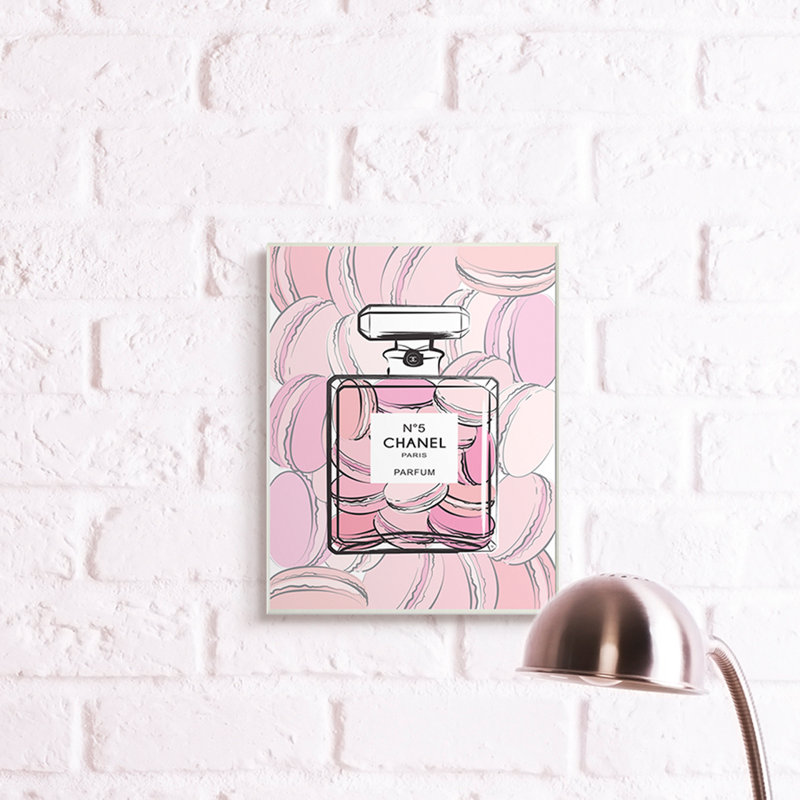 «Pink Macaron Dessert Perfume Fashion» par Martina Pavlova, reproduction d'art graphique, H 15 po x l 10 po x P 1,5 po