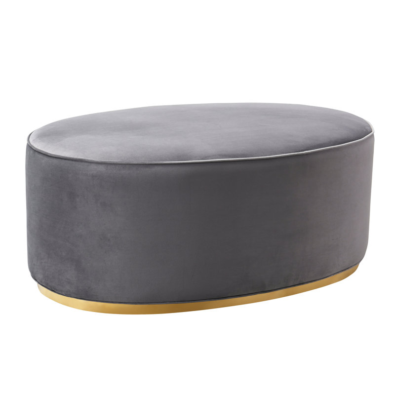Scarlett Hudock, Velours gris velours