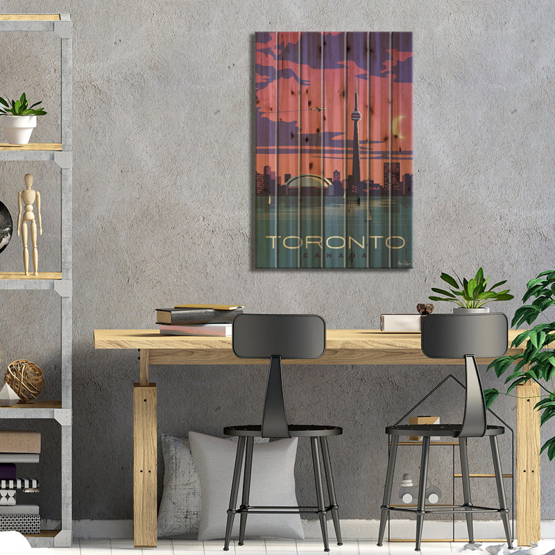 «Toronto on Wood» par IdeaStorm Studios, reproduction, H 26 po x l 18 po x P 1,5 po