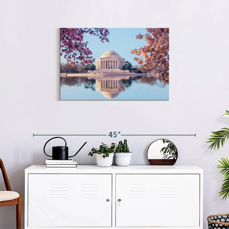 Lilie Historic Jefferson Memorial