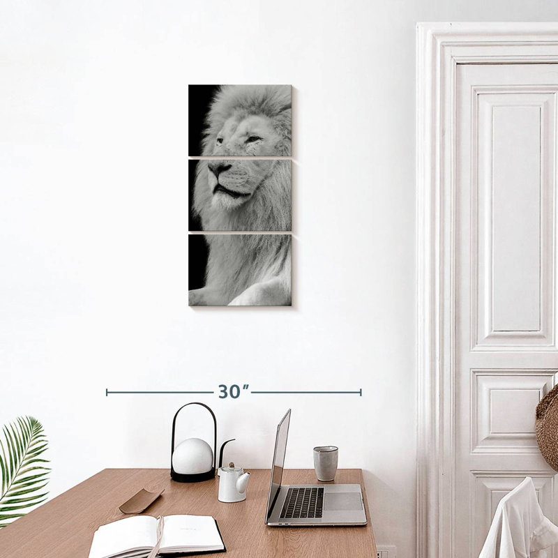 Profil de tête de lion, H 27 po x l 12 po