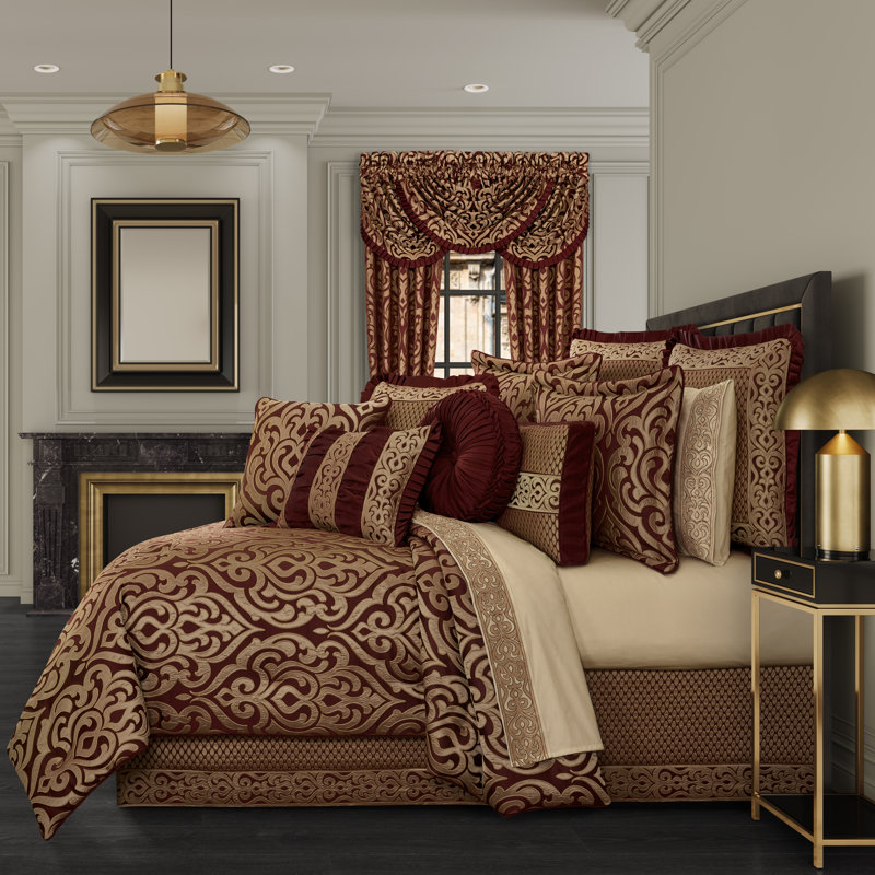 RENZO CALIFORNIA KING 4PC. COMFORTER SET, Queen Comforter + 2 Standard Shams
