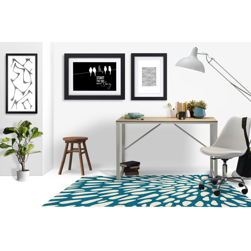 Tapis de chaise rectangulaire à poils courts Brenton, H 48 po x l 72 po, Turquoise / beige / noir