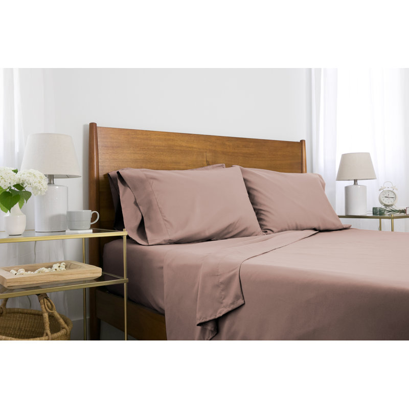Southshore Fine Linens Southshore Basics Sheet Set in Light Blue, 100 GSM Double-Brushed Microfiber 16 Inch Deep Pocket Bedding with 1 Fitted Sheet, 1 Flat Sheet and 4 Pillowcases, Queen
