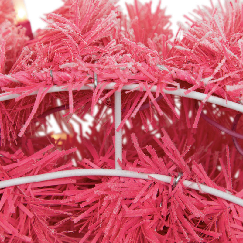 Couronne de Noël artificielle rose floquée pré-éclairée - lumières claires, H 24 po x l 24 po x P 5 po
