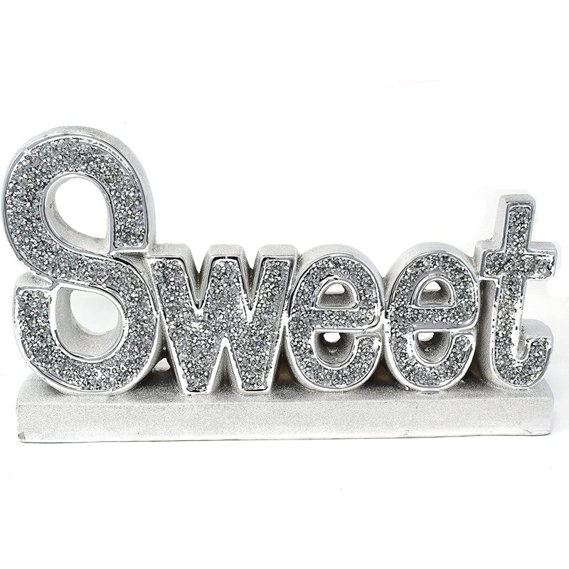 Esquina Letter Block