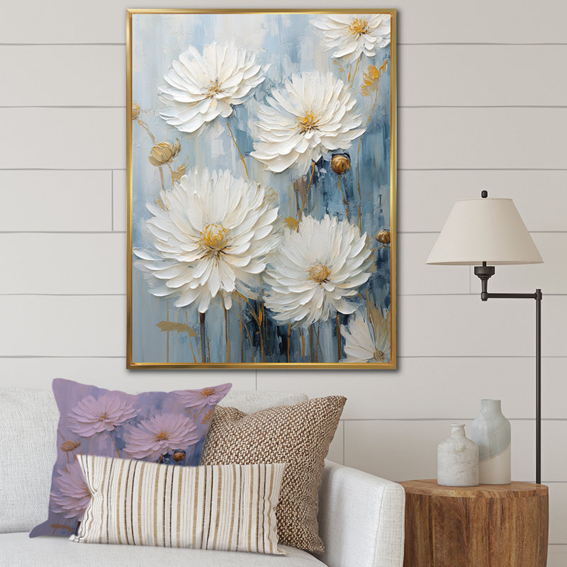 «White and Blue Chrysanthemums III» sur impression sur toile, Cadre flottant doré, H 44 po x l 34 po x P 1,5 po