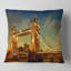 Coussin de tour de pont cityscape-31479452-31479449
