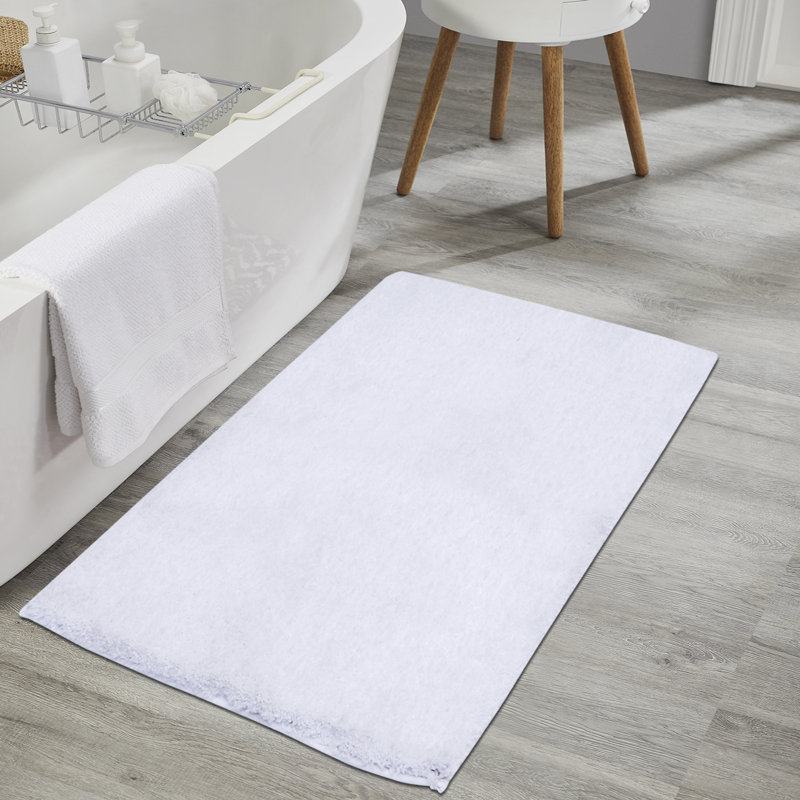 Ultra Luxe Bath Mat, 32" L x 20" W, White