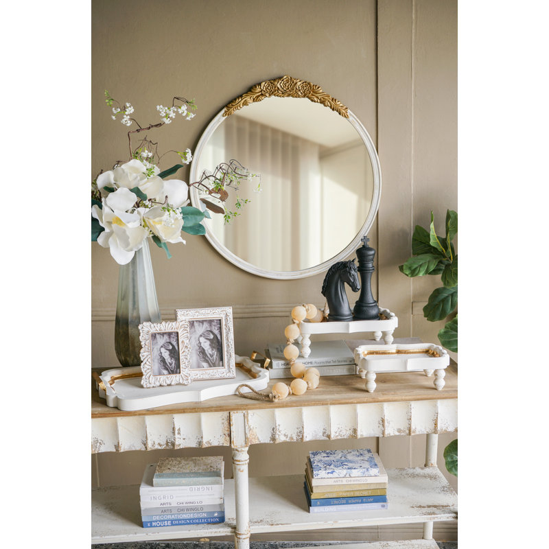 Miroir mural rond blanc et doré avec écusson floral French Country