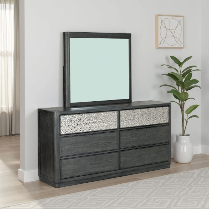 Commode large Zoko avec 5 tiroirs, détails en métal texturé, gris cendré