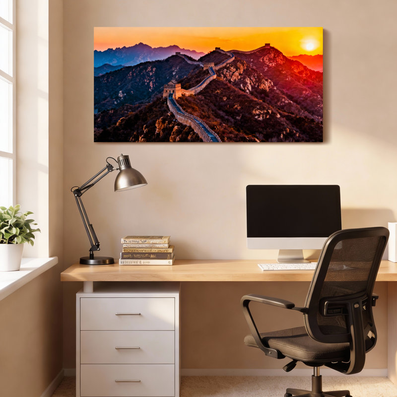 Ensemble de 1 tableau sur toile représentant la Grande Muraille de Chine au coucher du soleil, H 12 po x l 36 po