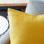 Housse de coussin carré en chenille-50969410-50969406