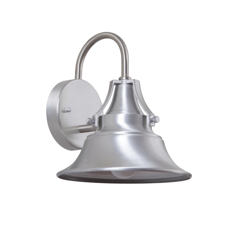 Luminaire de grange d'extérieur à 1 ampoule Windley, H 9,2 po x l 8 po x P 8,63 po, Aluminium satiné