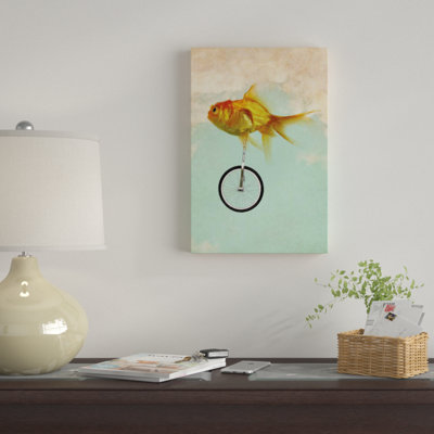 «Unicycle Goldfish II» par Vin Zzep, reproduction sur toile tendue