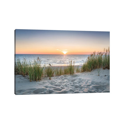 " Beautiful Sunset At The Beach " by Jan Becke