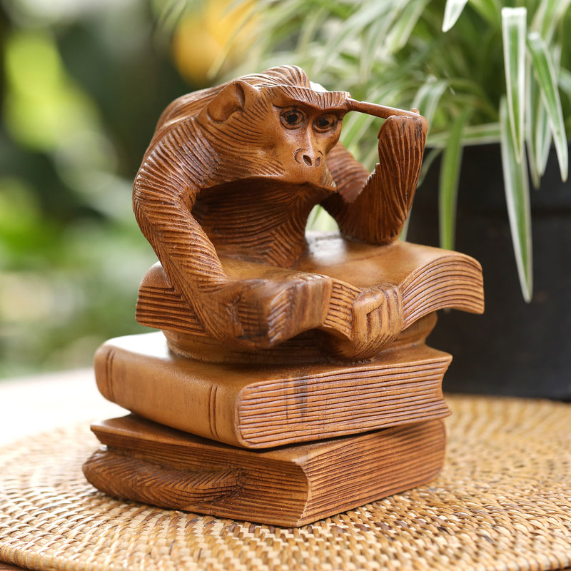 Sculpture en bois Novica