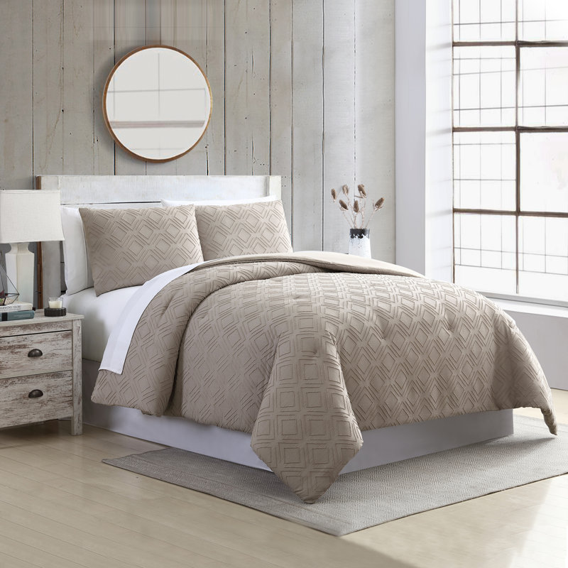 Ethos Clipped Jacquard Quilt Set, King Comforter + 2 Shams, Taupe