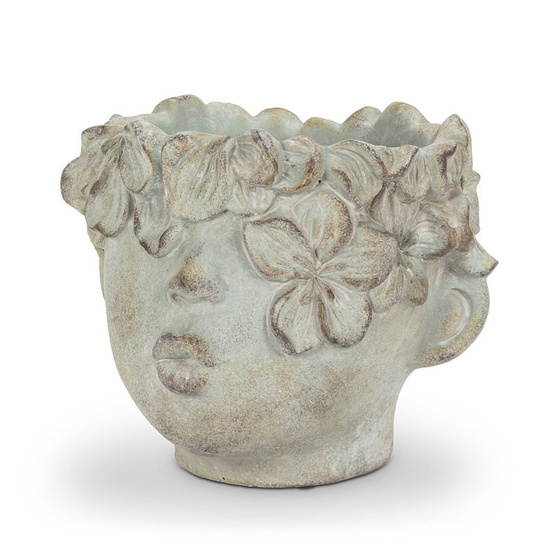 Russiaville Statue Planter, 8" H x 7" W x 6" D