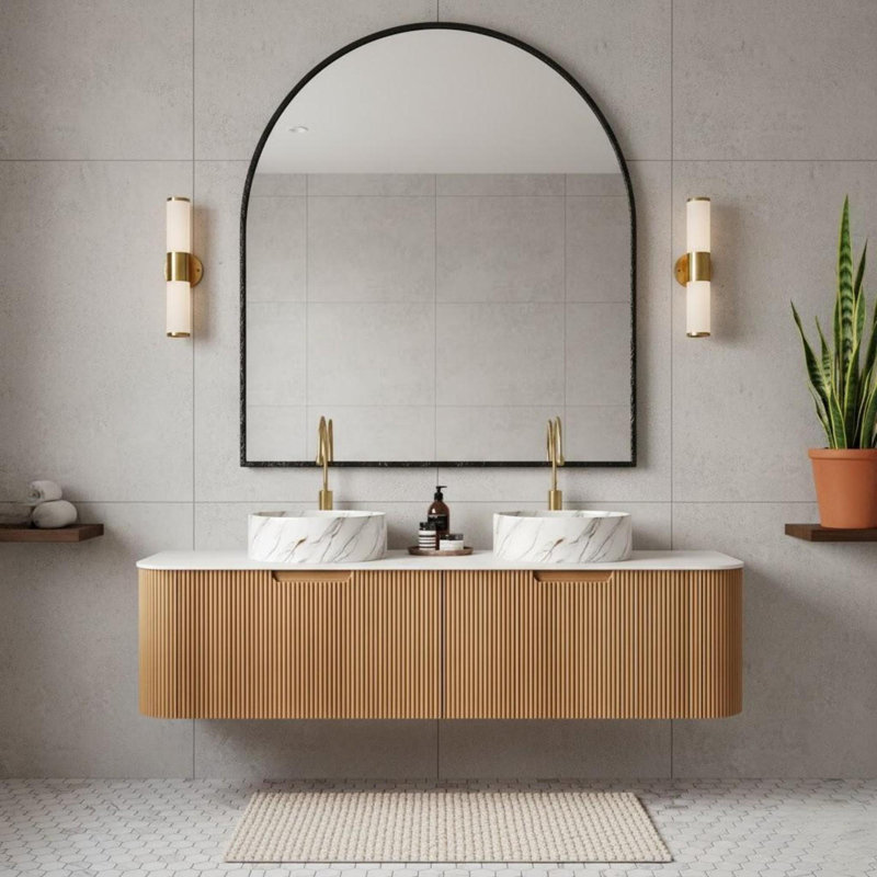 Armoire de salle de bain murale 60 po à bords courbés et rayée avec lavabo rond en céramique blanche à motif de pierre