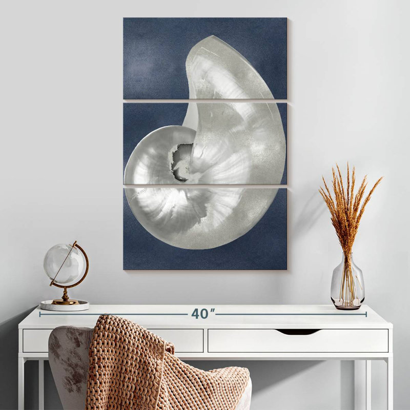 Aletra coquillage argenté sur bleu indigo I, H 32 po x l 20 po