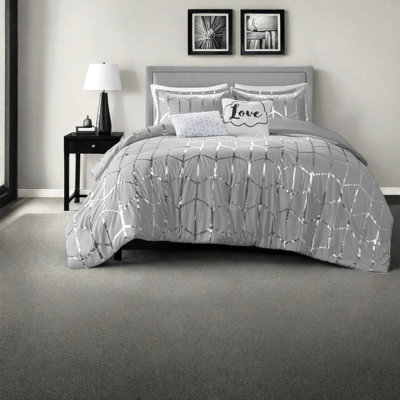 Contemporary Grey And Silver Bedding Sets, Hypoallergenic Polyester Comforter For Home