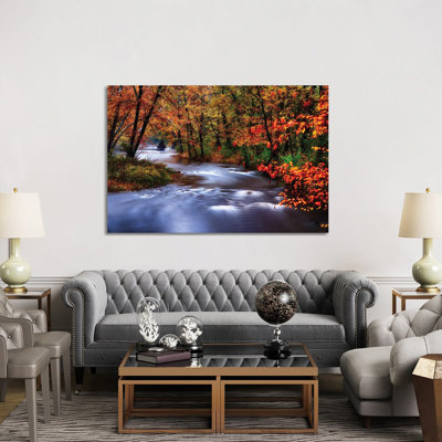 Méandres de la rivière Lamingtorn avec des couleurs d'automne, New Jersey