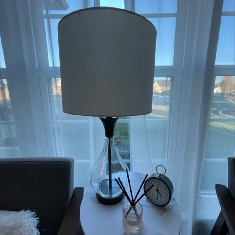 Lampe de table moderne en verre noir de 66 cm (26 pouces) avec variateur à 3 niveaux et deux ports USB pour chambre et salon