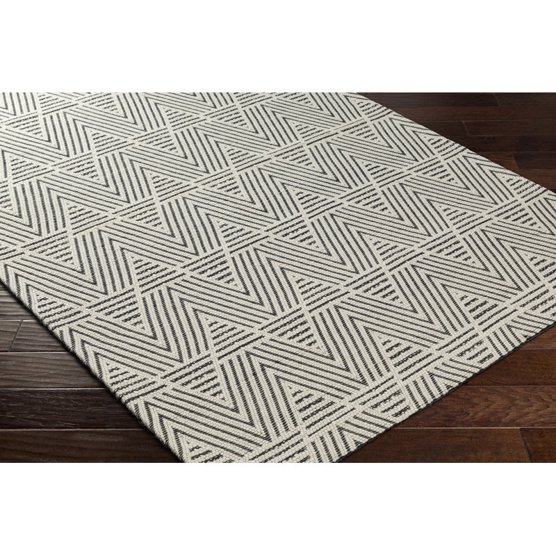 Dayleen Indoor Rug, Rectangle 2'3" x 3'9"