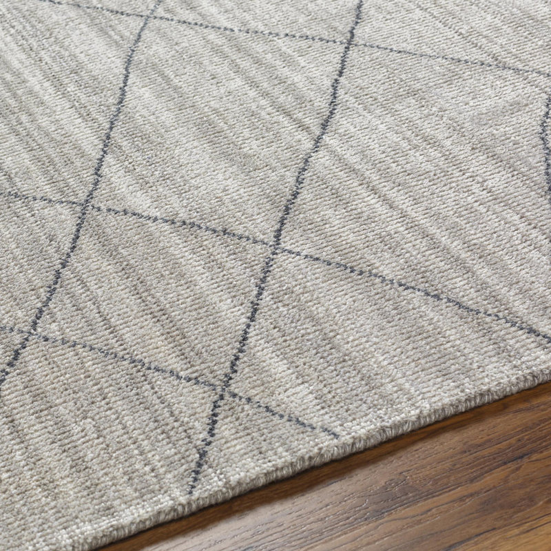 Geometric Area Rug in Gray, Rectangle 2' x 3'